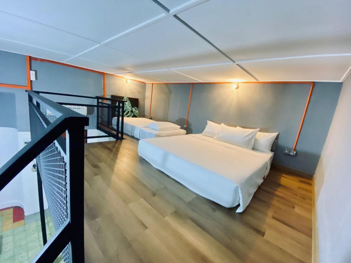 Ardour Lodge "A" Wing Tanjung Bungah  Eksteriør bilde