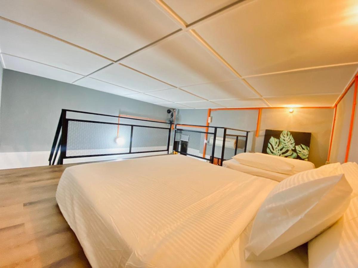Ardour Lodge "A" Wing Tanjung Bungah  Eksteriør bilde