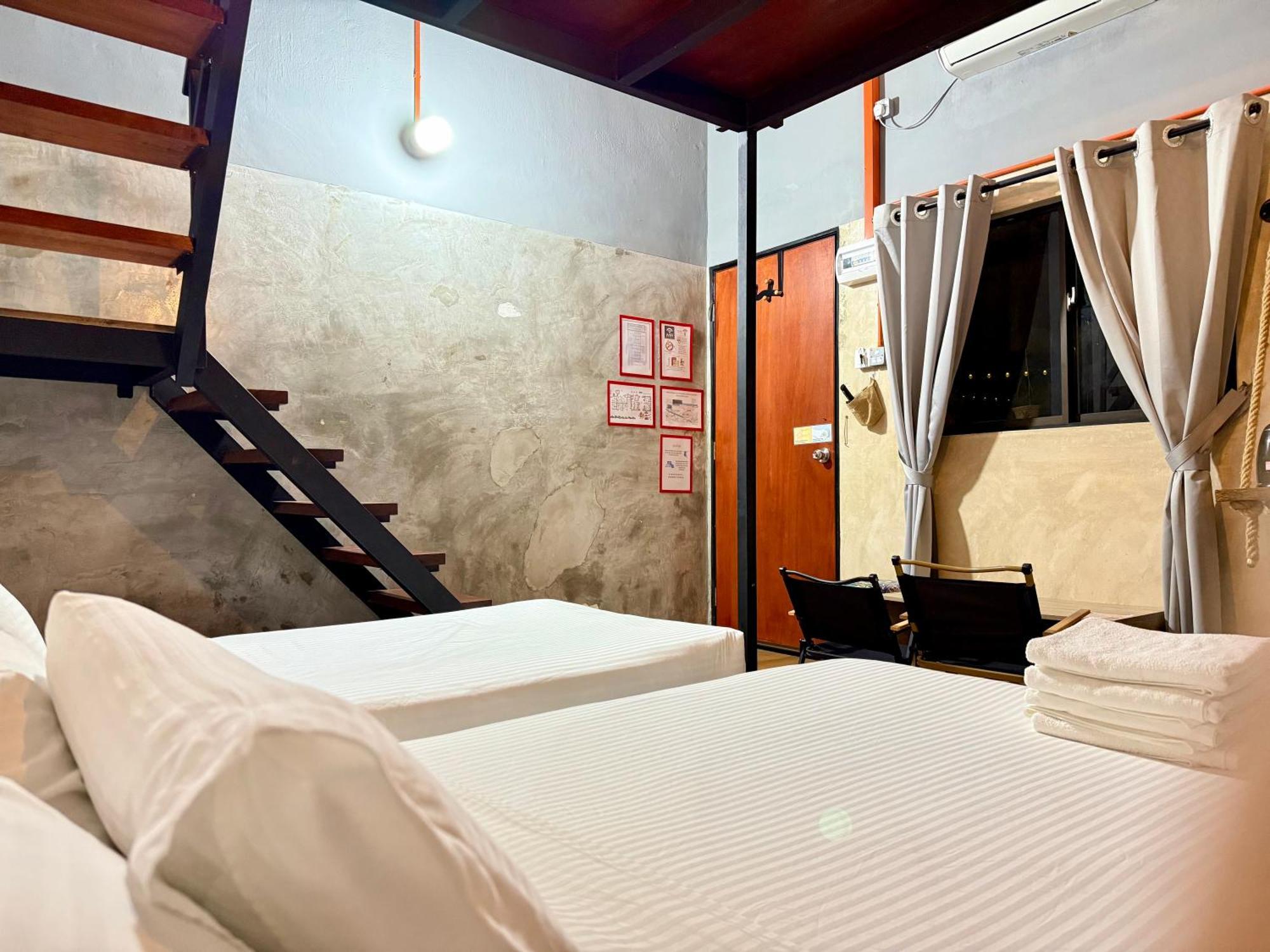 Ardour Lodge "A" Wing Tanjung Bungah  Eksteriør bilde